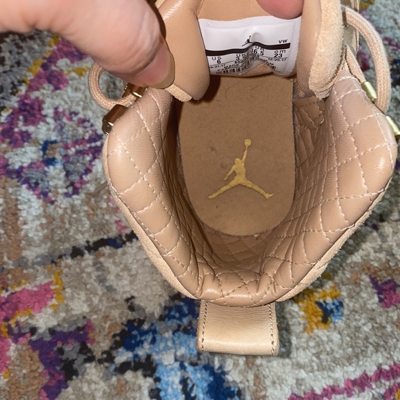 Nike Jumpman Air Jordan 12 Retro Tan Size 6 - Picture 8 of 10
